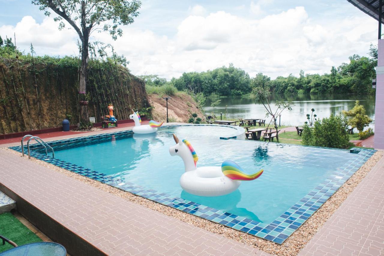 Keree Lakeview Chanthaburi Extérieur photo